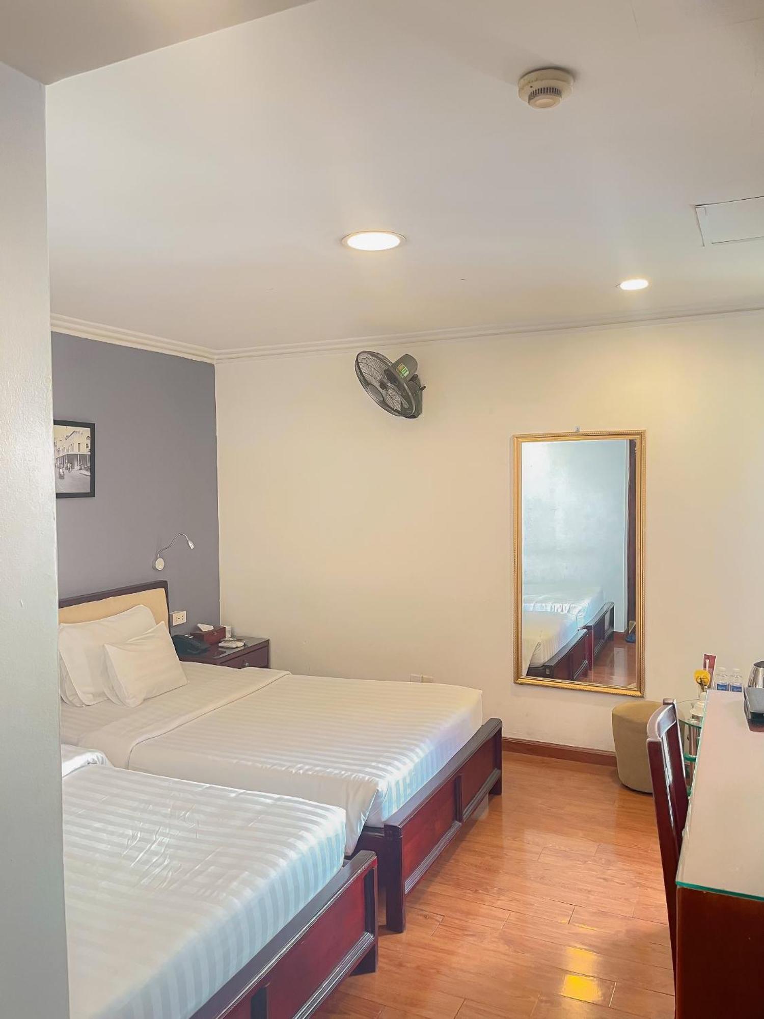 A25 Hotel - 251 Hai Ba Trung Hcm Хошимин Экстерьер фото