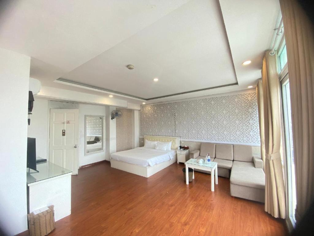 A25 Hotel - 251 Hai Ba Trung Hcm Хошимин Экстерьер фото