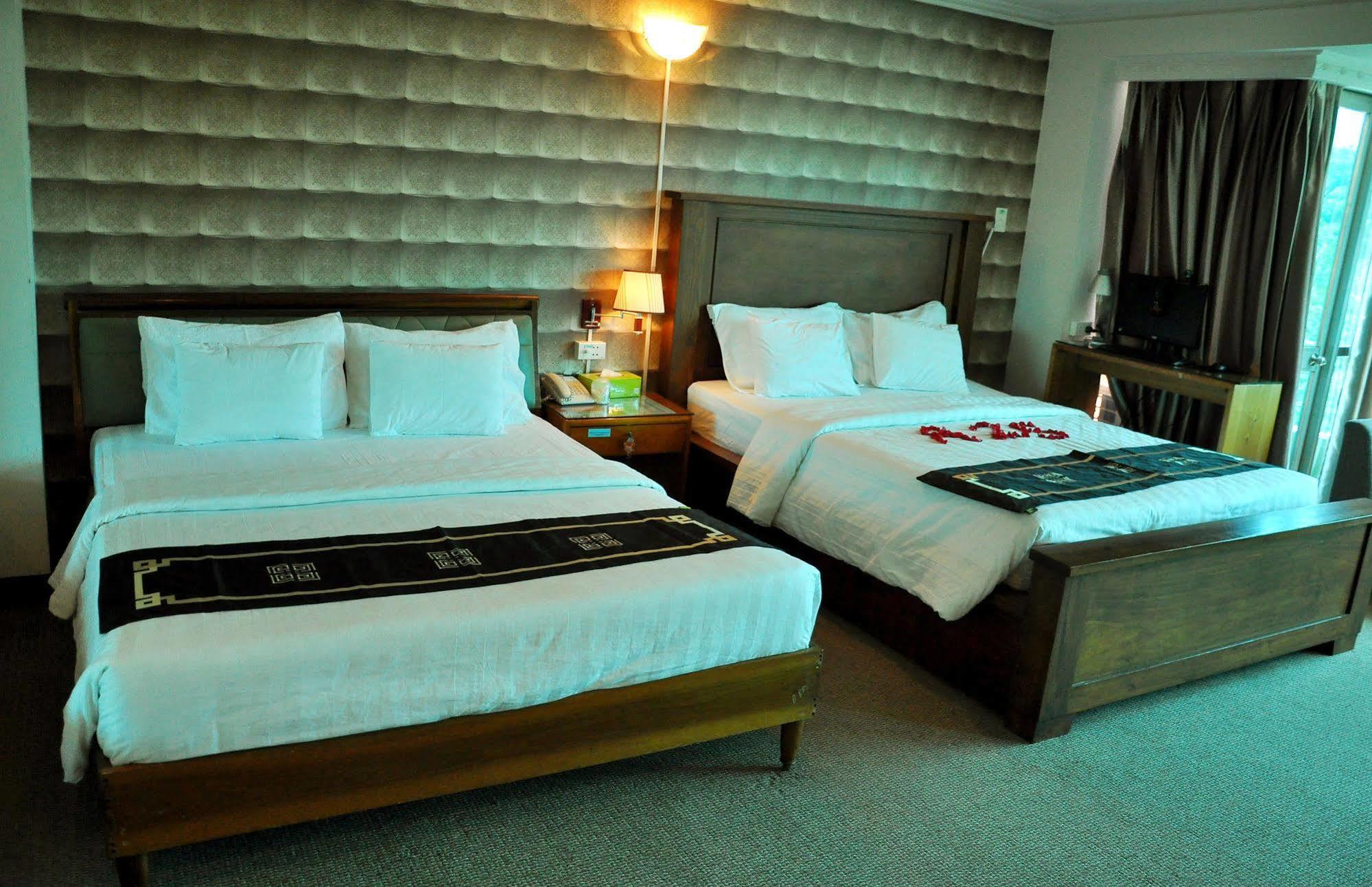 A25 Hotel - 251 Hai Ba Trung Hcm Хошимин Экстерьер фото